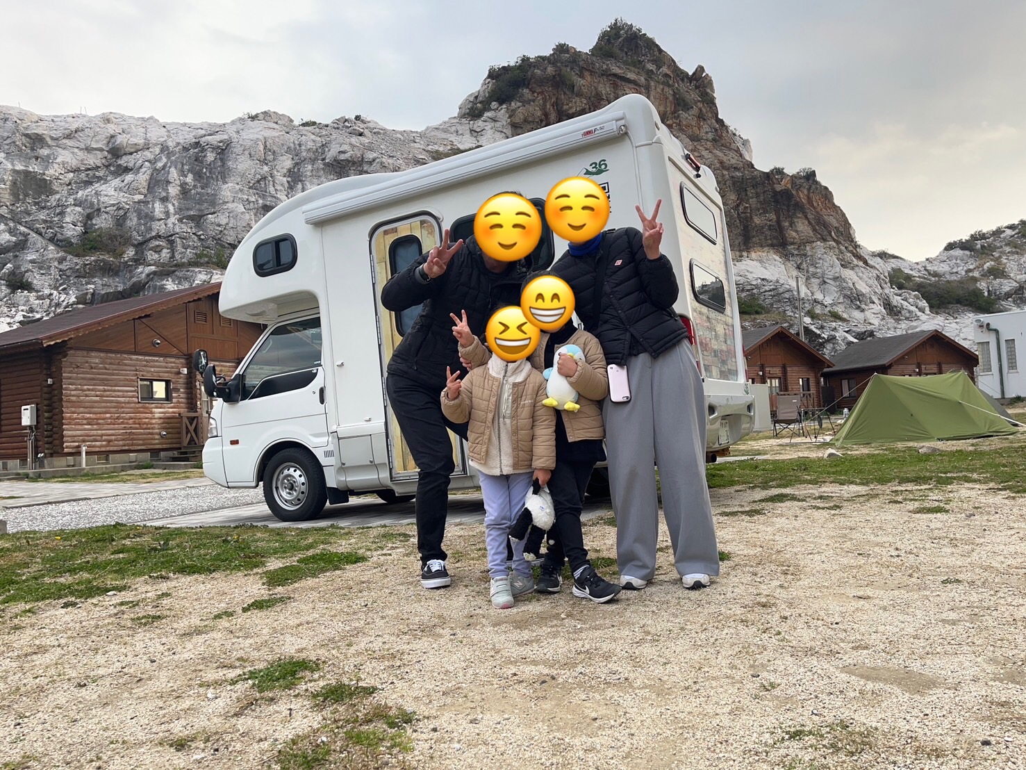 家族で過ごす冬のキャンピングカー旅